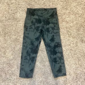 Athleta Capri Leggings